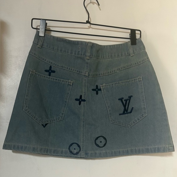 Louis Vuitton Blue A-Line Mini Skirt Casual (NWT) tag large but runs small - Picture 1 of 8